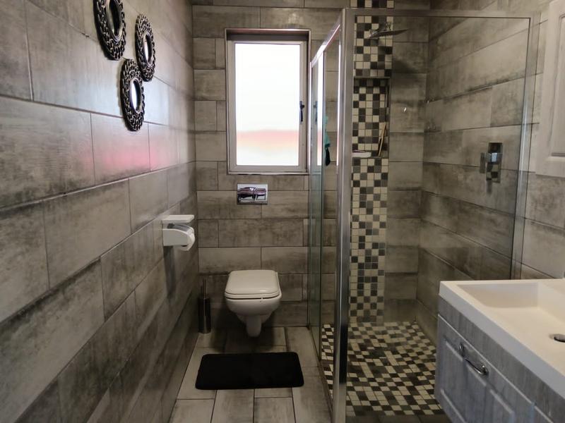 3 Bedroom Property for Sale in Heathfield Western Cape